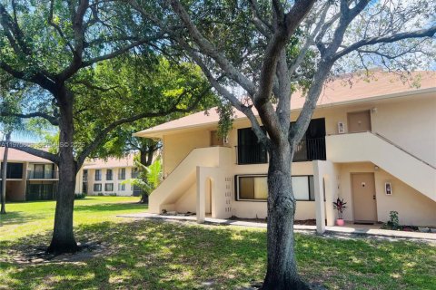 Copropriété à louer à Hollywood, Floride: 1 chambre, 41.81 m2 № 2038532 - photo 4