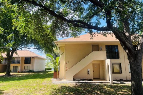 Copropriété à louer à Hollywood, Floride: 1 chambre, 41.81 m2 № 2038532 - photo 3