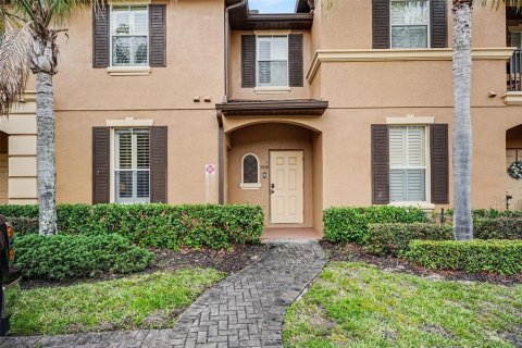 Condo à Davenport, Floride, 4 chambres  № 2129964
