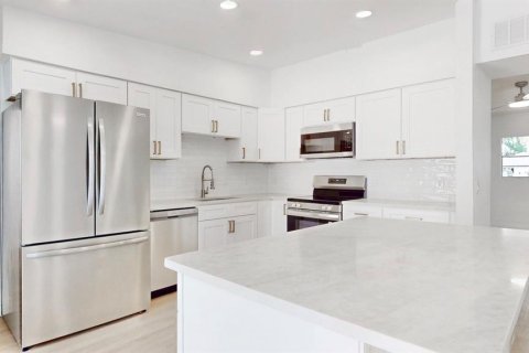 Villa ou maison à vendre à Lakeland, Floride: 4 chambres, 194.54 m2 № 2149773 - photo 13