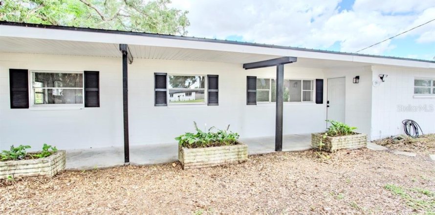 Villa ou maison à Lakeland, Floride 4 chambres, 194.54 m2 № 2149773