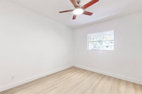 Villa ou maison à vendre à Lakeland, Floride: 4 chambres, 194.54 m2 № 2149773 - photo 18