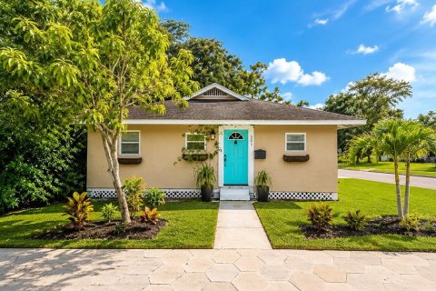 Appartement à Saint Petersburg, Floride 2 chambres, 78.97 m2 № 2095954