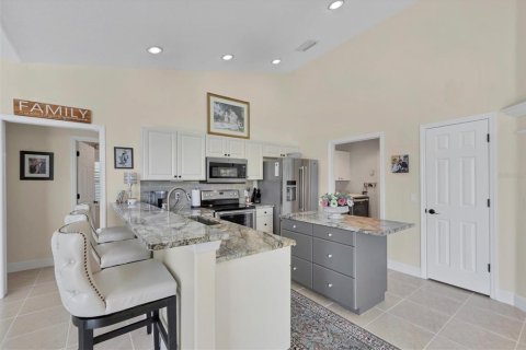 House in Rotonda, Florida 3 bedrooms, 173.36 sq.m. № 1911871 - photo 10