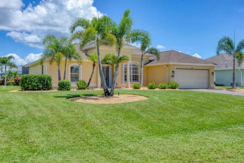 House in Rotonda, Florida 3 bedrooms, 173.36 sq.m. № 1911871 - photo 5