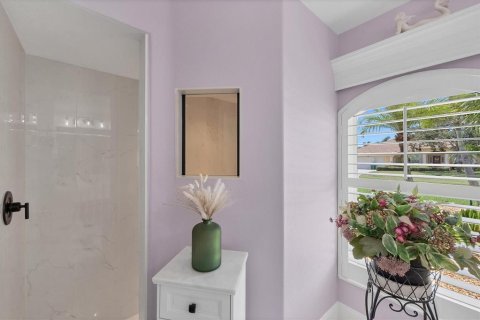 House in Rotonda, Florida 3 bedrooms, 173.36 sq.m. № 1911871 - photo 21