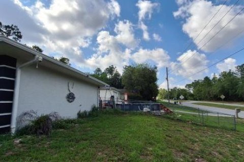 House in Citrus Springs, Florida 3 bedrooms, 126.81 sq.m. № 1747349 - photo 4