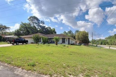 House in Citrus Springs, Florida 3 bedrooms, 126.81 sq.m. № 1747349 - photo 3