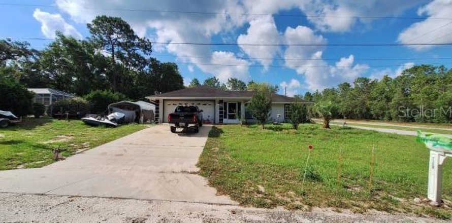 House in Citrus Springs, Florida 3 bedrooms, 126.81 sq.m. № 1747349