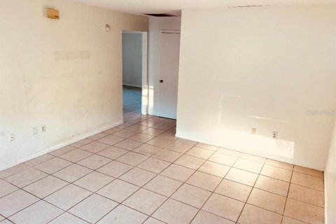 House in Lakeland, Florida 2 bedrooms, 84.91 sq.m. № 2101712 - photo 7