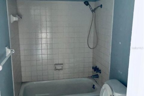 House in Lakeland, Florida 2 bedrooms, 84.91 sq.m. № 2101712 - photo 4