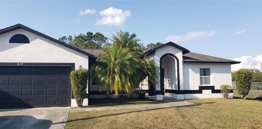 Casa en Kissimmee, Florida 4 dormitorios, 162.76 m2 № 1648351