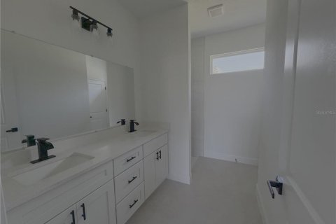 House in Citrus Springs, Florida 4 bedrooms, 141.03 sq.m. № 2224492 - photo 18