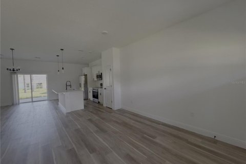 House in Citrus Springs, Florida 4 bedrooms, 141.03 sq.m. № 2224492 - photo 7