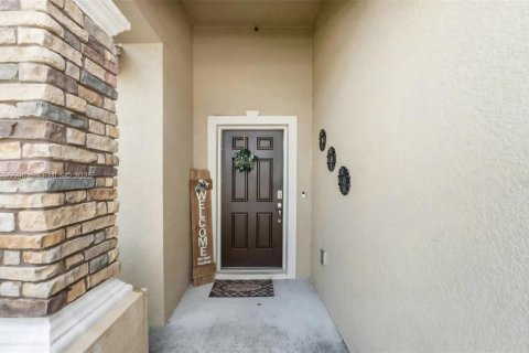 Casa en venta en Lakeland, Florida, 3 dormitorios № 2152553 - foto 5