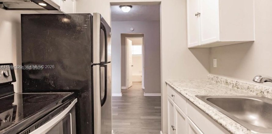 Condo à Hollywood, Floride, 1 chambre  № 2045482