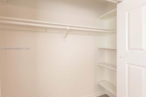 Copropriété à louer à Hollywood, Floride: 1 chambre, 53.88 m2 № 2045482 - photo 15