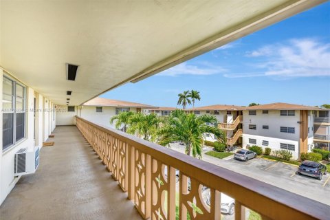 Condominio en venta en Miami, Florida, 1 dormitorio, 82.03 m2 № 2034593 - foto 20