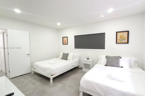 Снять в аренду виллу или дом в Майами, Флорида 3 спальни, 111.48м2, № 2015471 - фото 18