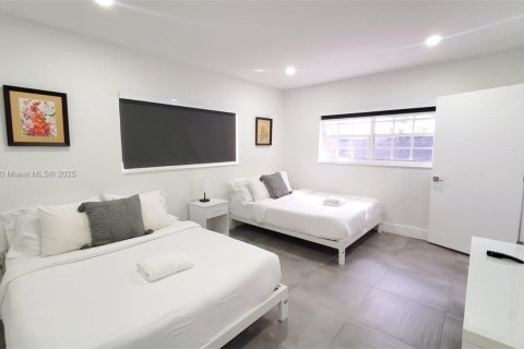 Снять в аренду виллу или дом в Майами, Флорида 3 спальни, 111.48м2, № 2015471 - фото 17