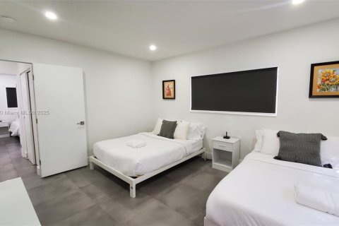 Снять в аренду виллу или дом в Майами, Флорида 3 спальни, 111.48м2, № 2015471 - фото 15