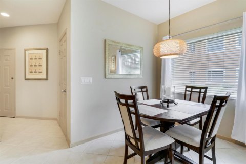 Copropriété à louer à Port St. Lucie, Floride: 1 chambre, 83.61 m2 № 2411943 - photo 6