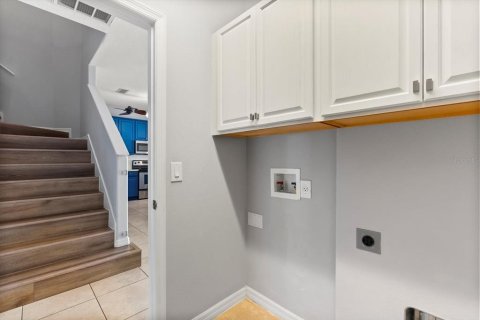 Villa ou maison à vendre à Tavares, Floride: 4 chambres, 241.82 m2 № 1903643 - photo 17
