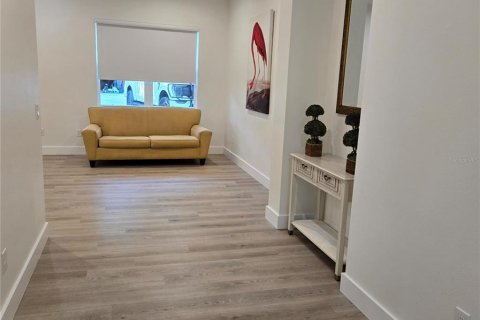 Villa ou maison à louer à Oviedo, Floride: 4 chambres, 213.12 m2 № 2107270 - photo 3