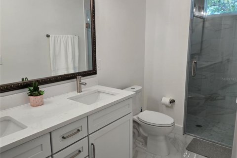 Villa ou maison à louer à Oviedo, Floride: 4 chambres, 213.12 m2 № 2107270 - photo 13