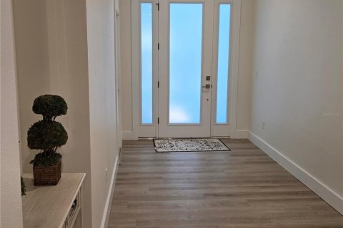 Villa ou maison à louer à Oviedo, Floride: 4 chambres, 213.12 m2 № 2107270 - photo 2
