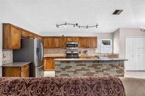 Купить виллу или дом в Уэсли-Чепел, Флорида 12 комнат, 188.96м2, № 2166945 - фото 16