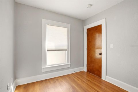 House in Saint Petersburg, Florida 2 bedrooms, 85.47 sq.m. № 2233380 - photo 25