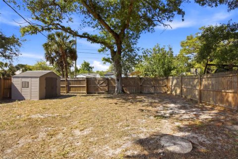 House in Saint Petersburg, Florida 2 bedrooms, 85.47 sq.m. № 2233380 - photo 29