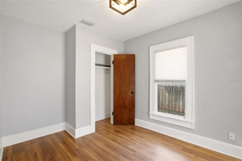 House in Saint Petersburg, Florida 2 bedrooms, 85.47 sq.m. № 2233380 - photo 23
