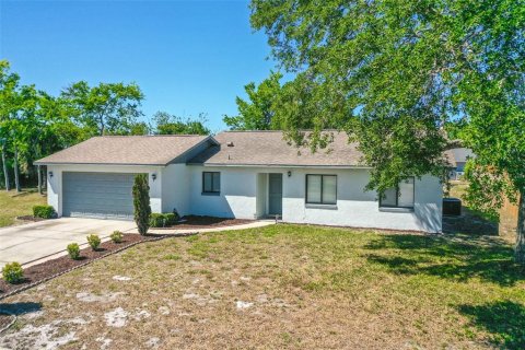 House in Port Orange, Florida 3 bedrooms, 105.54 sq.m. № 1640648 - photo 2