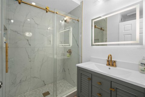 Copropriété à vendre à Orlando, Floride: 2 chambres, 109.9 m2 № 2098426 - photo 19