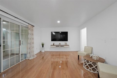 Copropriété à vendre à Orlando, Floride: 2 chambres, 109.9 m2 № 2098426 - photo 7