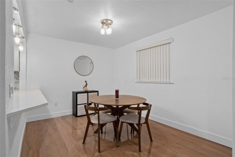 Copropriété à vendre à Orlando, Floride: 2 chambres, 109.9 m2 № 2098426 - photo 10