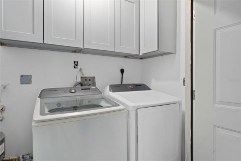 Copropriété à vendre à Orlando, Floride: 2 chambres, 109.9 m2 № 2098426 - photo 24