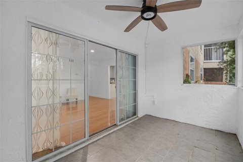 Copropriété à vendre à Orlando, Floride: 2 chambres, 109.9 m2 № 2098426 - photo 23