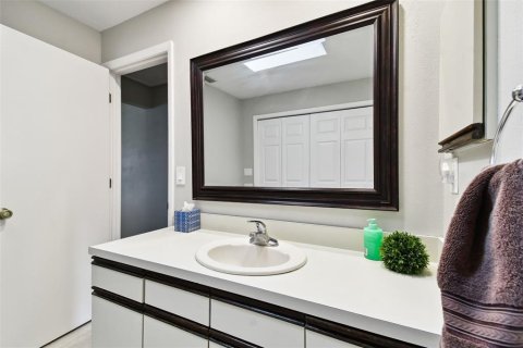 House in Lakeland, Florida 2 bedrooms, 173.17 sq.m. № 1353164 - photo 8