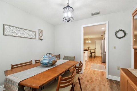House in Lakeland, Florida 2 bedrooms, 173.17 sq.m. № 1353164 - photo 25