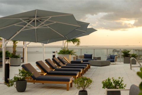 Condo in Tampa, Florida, 2 bedrooms № 2398702 - photo 25
