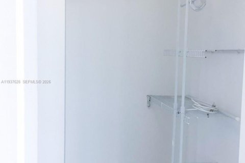 Copropriété à louer à Miami, Floride: 58.34 m2 № 1997383 - photo 7