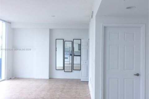 Copropriété à louer à Miami, Floride: 58.34 m2 № 1997383 - photo 2