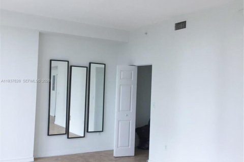Copropriété à louer à Miami, Floride: 58.34 m2 № 1997383 - photo 6