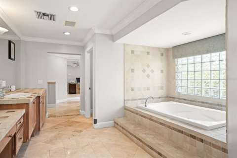 Villa ou maison à vendre à Orlando, Floride: 6 chambres, 700.3 m2 № 1837547 - photo 8