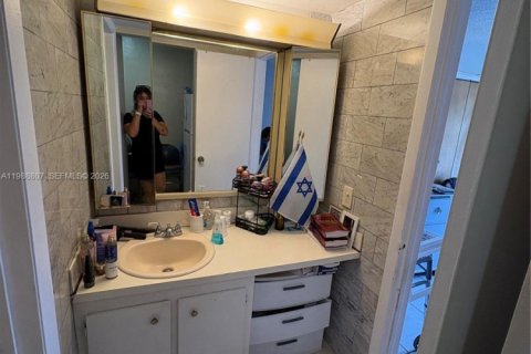 Купить кондоминиум в Хайалиа, Флорида 3 спальни, 121.61м2, № 2050959 - фото 21