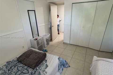 Купить кондоминиум в Хайалиа, Флорида 3 спальни, 121.61м2, № 2050959 - фото 14