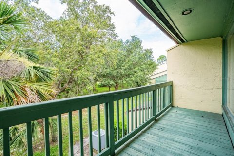 Condo in New Smyrna Beach, Florida, 2 bedrooms  № 1810188 - photo 21